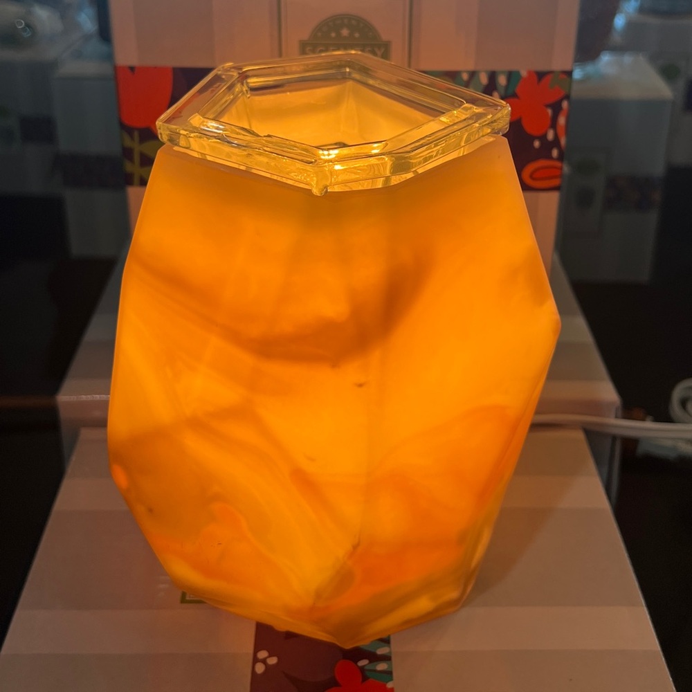 Scentsy Rock Quarry Warmer